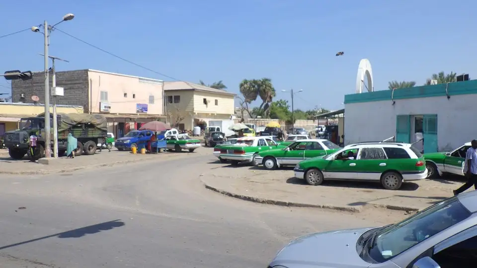 Vue de Djibouti-ville, point de départ des circuits en 4×4