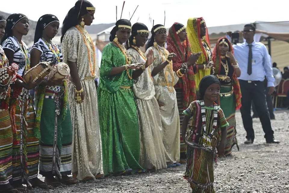 Djiboutiennes en tenue traditionnelle afare et issa
