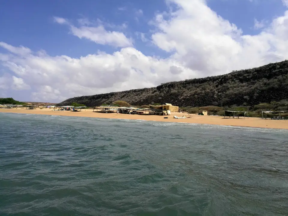 La plage de Khor Ambado, à quelques kilomètres de Djibouti-ville