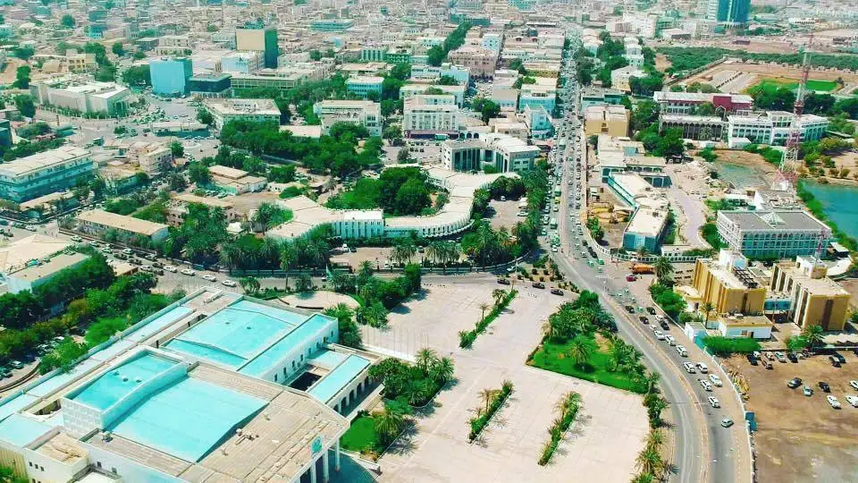 Vue aérienne de Djibouti-ville et de son littoral